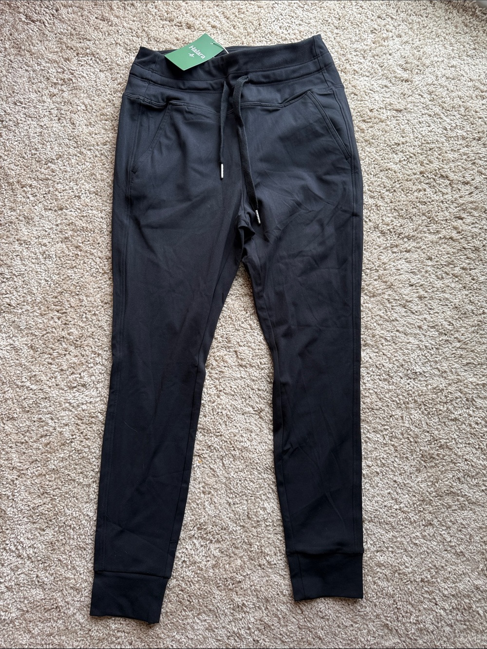 Halara NWT Women’s Black Jogger Pants with Drawstring
